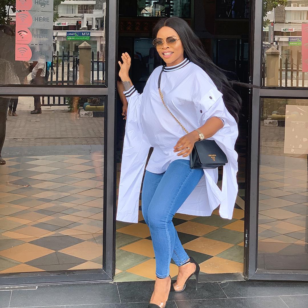 I Wish I Had A Best Friend That Can Borrow My Wigs, Clothes, Bags - Laura Ikeji