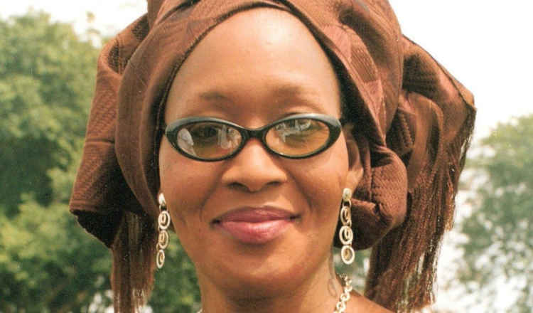 Kemi Olunloyo Turns Beggar As She Battles With Mental Health