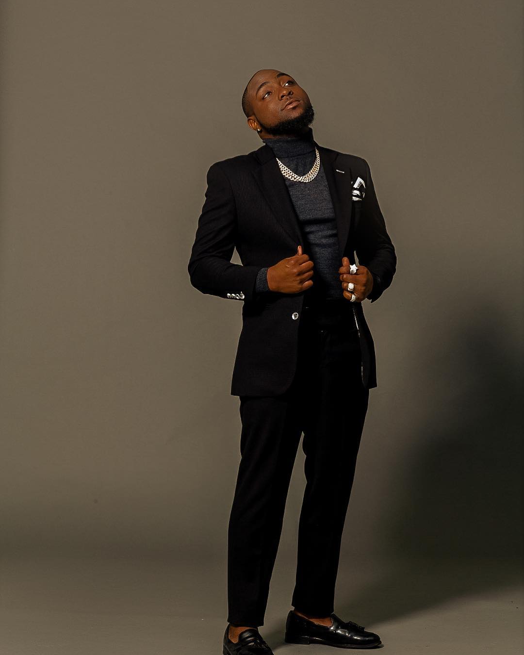 Davido Send Fire To Osun State Ex Governor Gboyega Oyetola