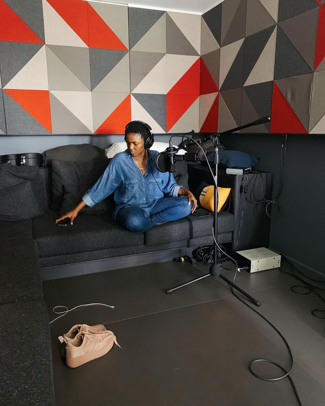 Singer, Simi Launches Music Company