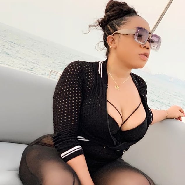 Nollywood Actress, Moyo Lawal Shows Off Her Bare Breast